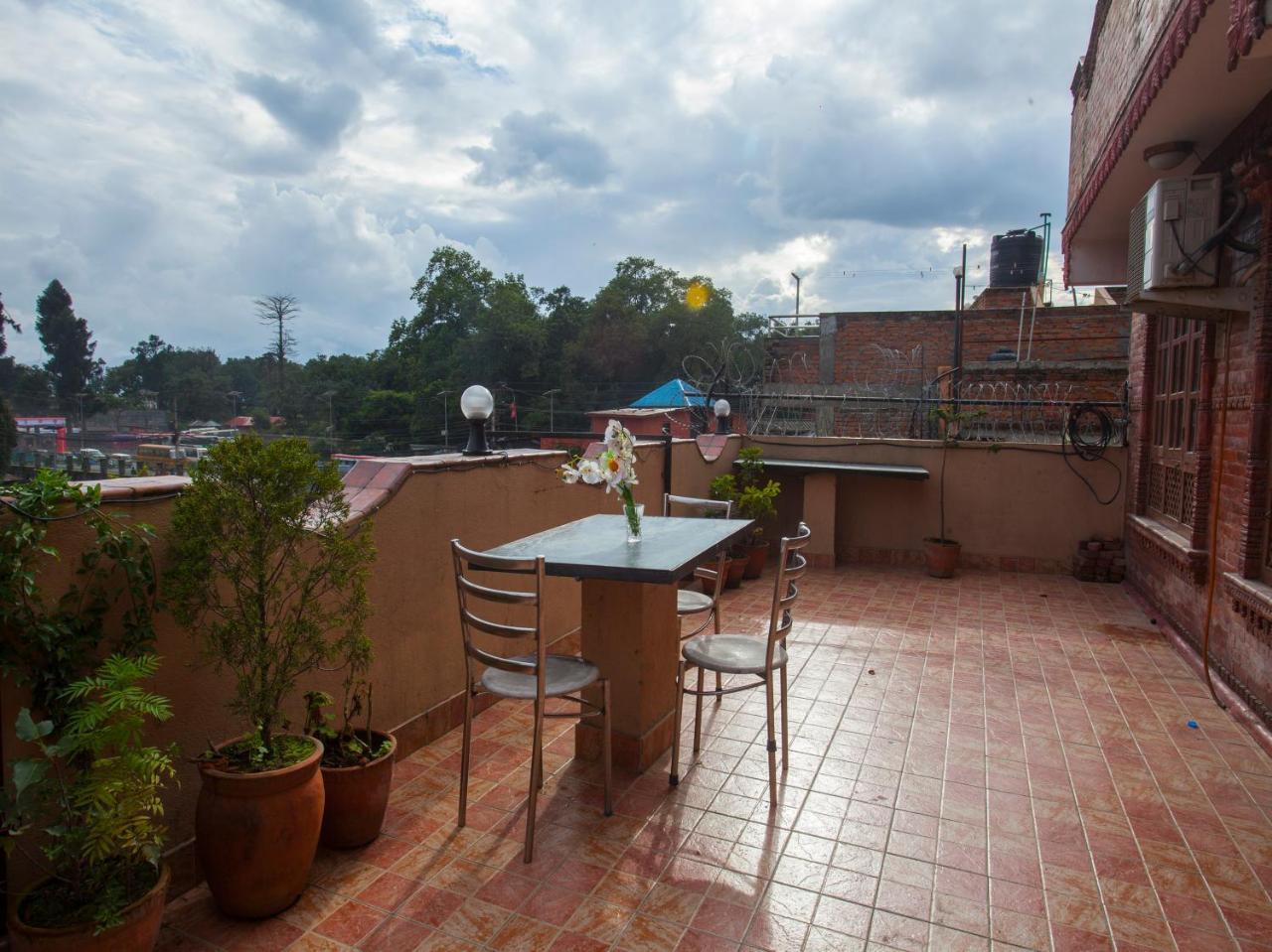 Shiva Shankar Hotel Pashupatināth Exteriör bild